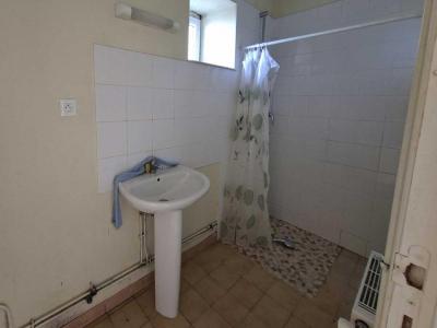 For sale Montceau-les-mines 4 rooms 71 m2 Saone et loire (71300) photo 1