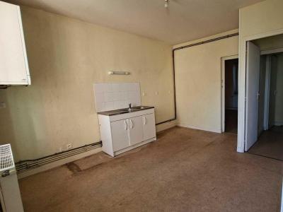 For sale Montceau-les-mines 4 rooms 71 m2 Saone et loire (71300) photo 2