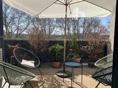 For sale Arles 4 rooms 82 m2 Bouches du Rhone (13200) photo 4