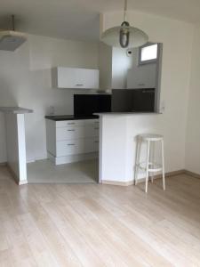 For rent Rennes 2 rooms 32 m2 Ille et vilaine (35000) photo 0