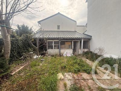 For sale Fontenay-sous-bois 4 rooms 55 m2 Val de Marne (94120) photo 2