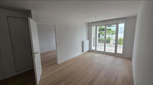 For rent Plessis-robinson 2 rooms 39 m2 Hauts de Seine (92350) photo 0