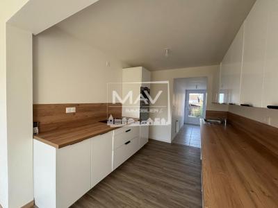 For rent Longuenesse 3 rooms 92 m2 Pas de calais (62219) photo 4