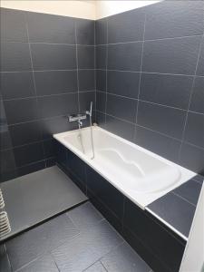 For rent Cachan 3 rooms 95 m2 Val de Marne (94230) photo 2