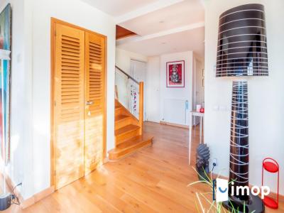 For sale Annecy-le-vieux 6 rooms 162 m2 Haute savoie (74940) photo 3