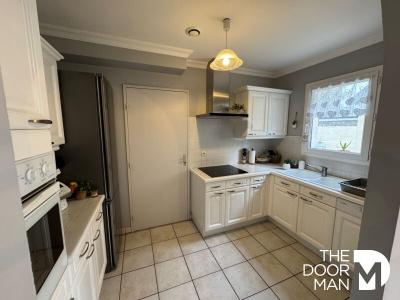 For sale Perray-en-yvelines 4 rooms 71 m2 Yvelines (78610) photo 3