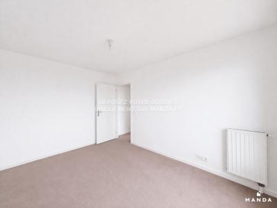 For rent Velizy-villacoublay 3 rooms 68 m2 Yvelines (78140) photo 1
