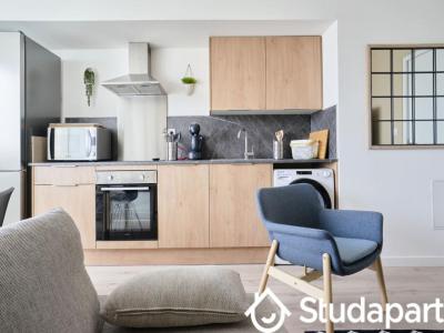 Louer Appartement 10 m2 Lille