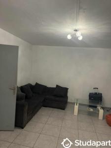 For rent Villenave-d'ornon 1 room 11 m2 Gironde (33140) photo 4