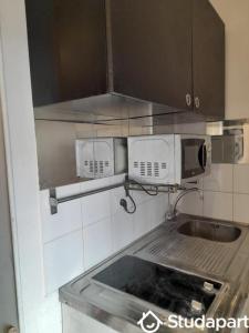 For rent Paris-7eme-arrondissement 1 room 15 m2 Paris (75007) photo 2