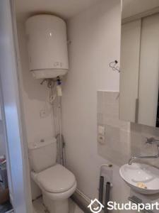 For rent Paris-7eme-arrondissement 1 room 15 m2 Paris (75007) photo 4