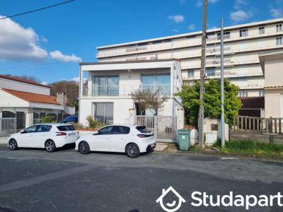 Louer Appartement 70 m2 Royan