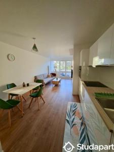 For rent Montigny-le-bretonneux 1 room 12 m2 Yvelines (78180) photo 0