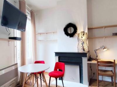 Louer Appartement Bordeaux 900 euros