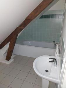 For rent Roche-en-brenil 5 rooms 87 m2 Cote d'or (21530) photo 3