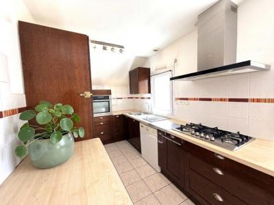 For sale Crach 5 rooms 134 m2 Morbihan (56950) photo 2