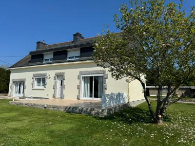 For sale Landaul 6 rooms 163 m2 Morbihan (56690) photo 0