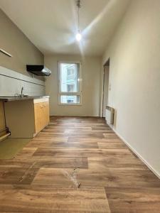For sale Toulouse 3 rooms 68 m2 Haute garonne (31300) photo 3