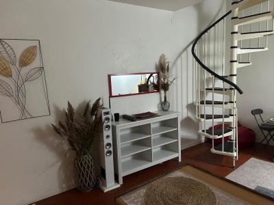 For rent Thor 3 rooms 46 m2 Vaucluse (84250) photo 2