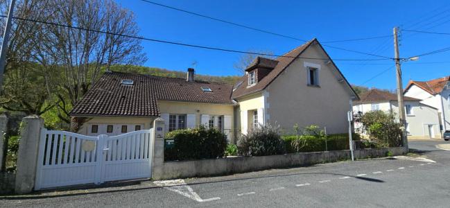 For sale Perigueux 6 rooms 109 m2 Dordogne (24000) photo 0