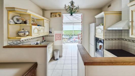 For sale Ville-d'avray 5 rooms 91 m2 Hauts de Seine (92410) photo 3