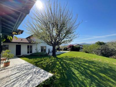 For sale Ustaritz 6 rooms 194 m2 Pyrenees atlantiques (64480) photo 0