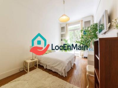 Louer Appartement 65 m2 Paris-11eme-arrondissement