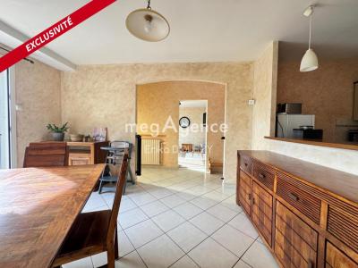 For sale Yzernay 5 rooms 117 m2 Maine et loire (49360) photo 1