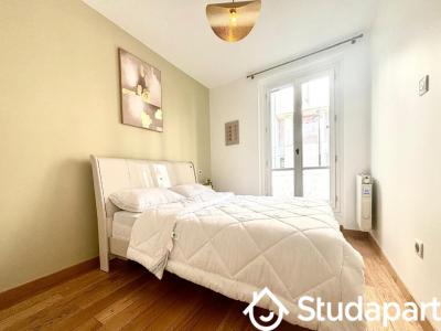 Louer Appartement 46 m2 Paris-17eme-arrondissement