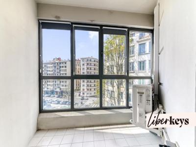 Acheter Appartement Lyon-7eme-arrondissement 339000 euros