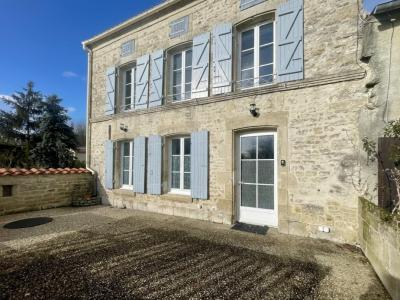 For sale Nuaille-sur-boutonne 4 rooms 83 m2 Charente maritime (17470) photo 0