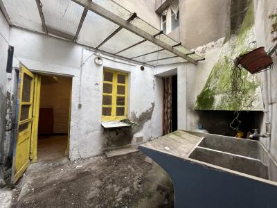 For sale 6 rooms 93 m2 Herault (34210) photo 0