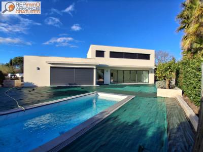 For sale Grimaud Les vignaux 6 rooms 215 m2 Var (83310) photo 0