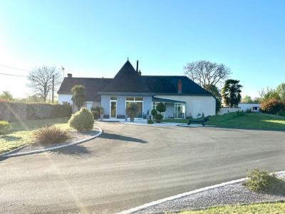 For sale Rosiers-sur-loire 7 rooms 175 m2 Maine et loire (49350) photo 0