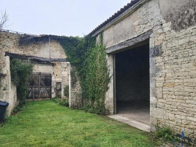 For sale Nercillac 10 rooms 258 m2 Charente (16200) photo 0