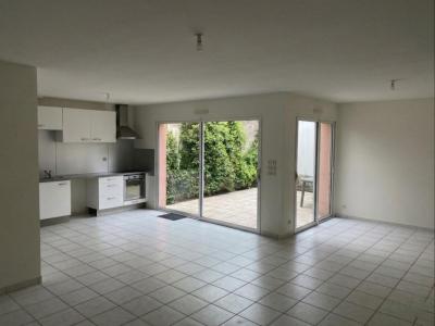For rent Nantes 4 rooms 89 m2 Loire atlantique (44100) photo 0