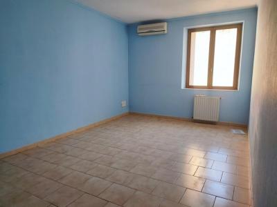 For sale Bagnols-sur-ceze 4 rooms 116 m2 Gard (30200) photo 2