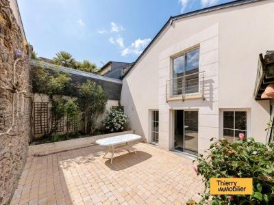 For sale Nantes 6 rooms 182 m2 Loire atlantique (44000) photo 0