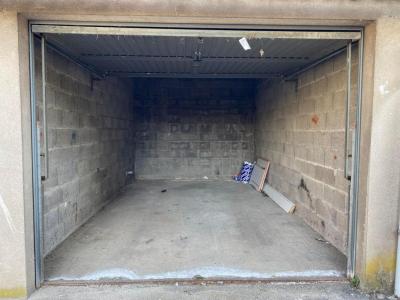 Annonce Location Parking Neuves-maisons 54