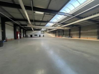 Annonce Location Commerce Frejus 83