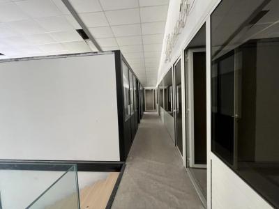 Louer Local commercial Frejus Var