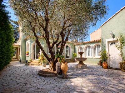 For sale Draguignan 9 rooms 222 m2 Var (83300) photo 0