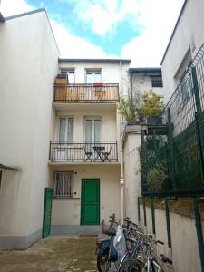 For sale Paris-20eme-arrondissement 2 rooms 35 m2 Paris (75020) photo 0