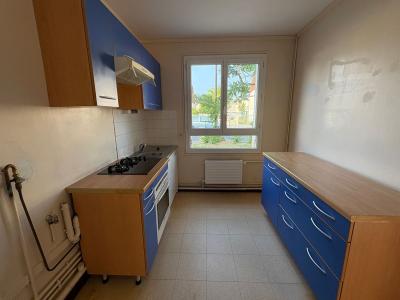 For sale Pouzay 4 rooms 79 m2 Indre et loire (37800) photo 2