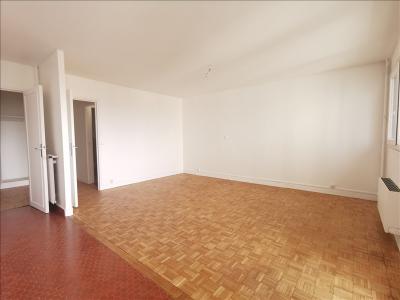 Louer Appartement 65 m2 Paris-19eme-arrondissement