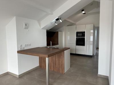 Annonce Location 4 pi�ces Appartement Chassieu 69