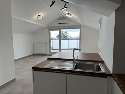 Louer Appartement Chassieu 1980 euros