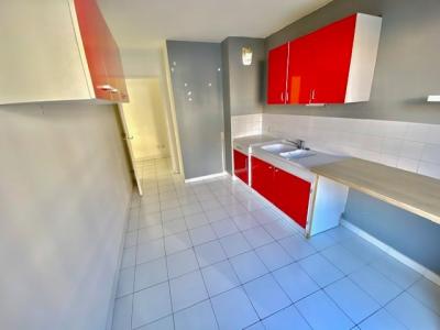 Louer Appartement Lyon-3eme-arrondissement 967 euros