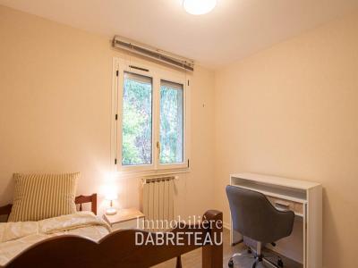 For rent Villeurbanne 5 rooms 113 m2 Rhone (69100) photo 0