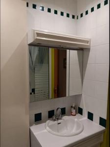 For rent Saint-denis 2 rooms 42 m2 Seine saint denis (93200) photo 3